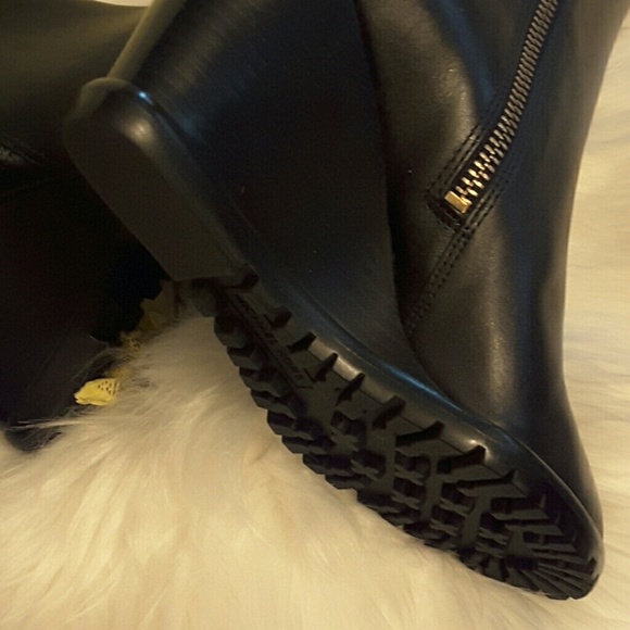 Michael kors genuine leather wedge stretch boot - Picture 4 of 8